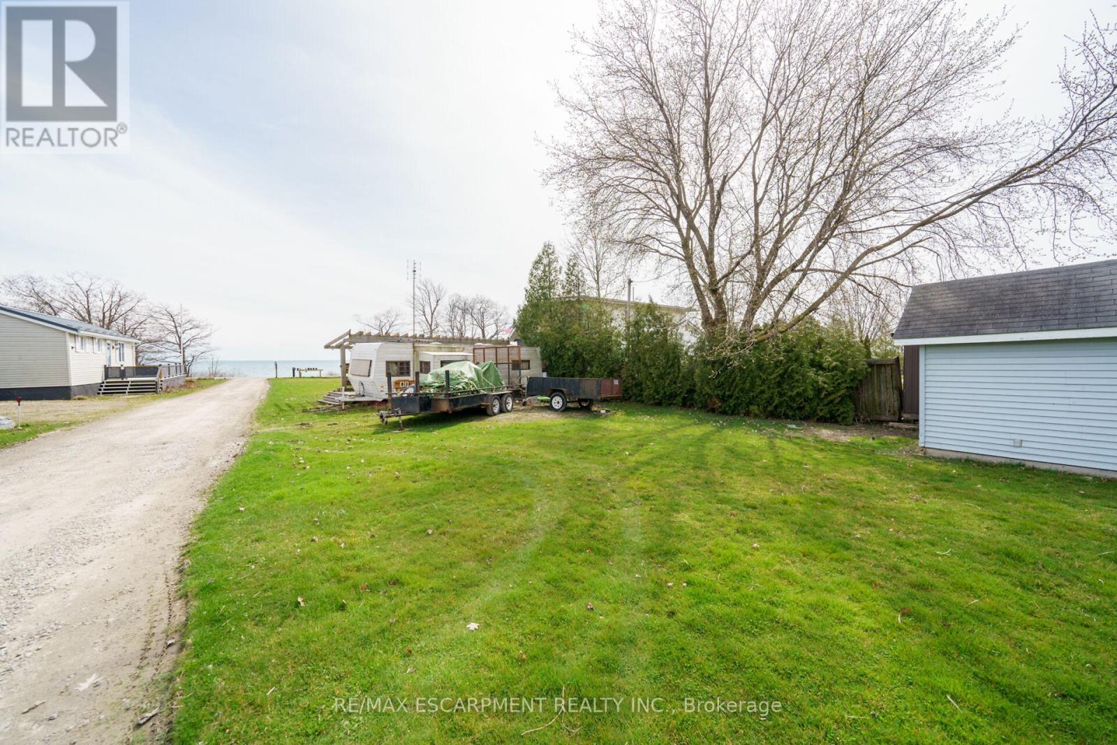 307 Lakeshore Road, Haldimand, Ontario  N0A 1P0 - Photo 14 - X12042341