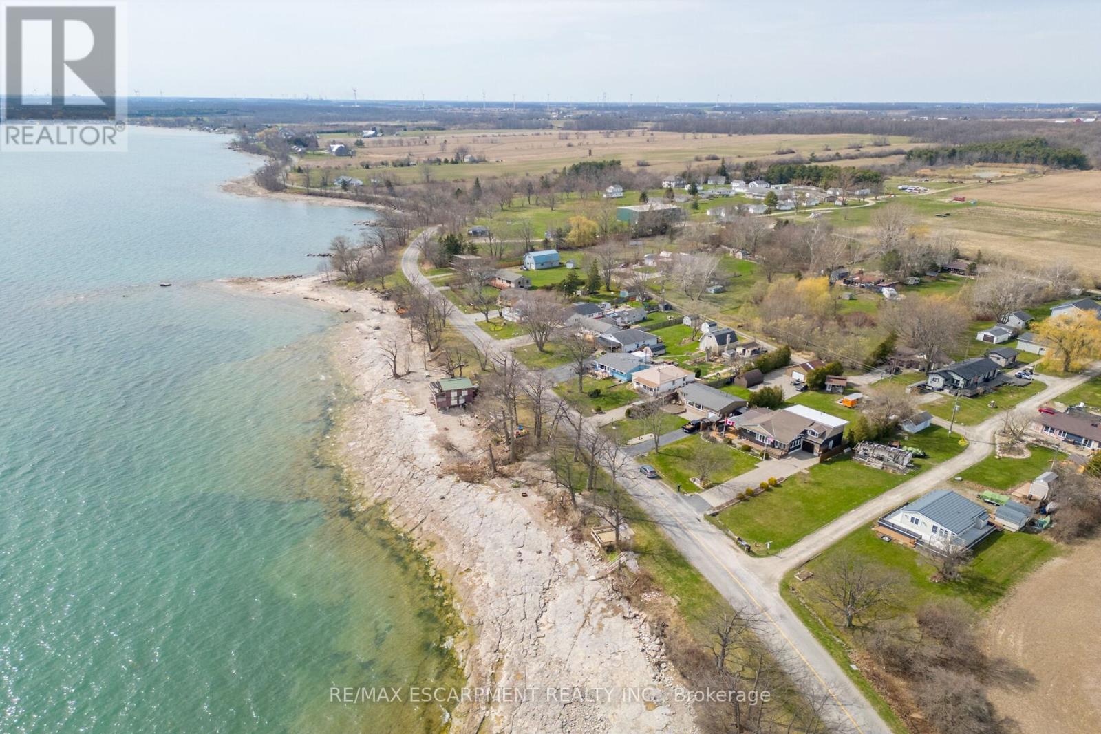 307 Lakeshore Road, Haldimand, Ontario  N0A 1P0 - Photo 19 - X12042341