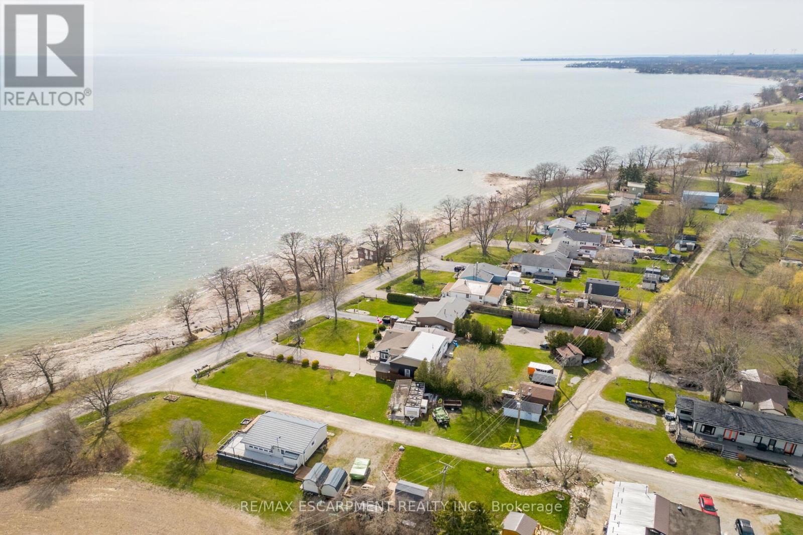 307 Lakeshore Road, Haldimand, Ontario  N0A 1P0 - Photo 29 - X12042341