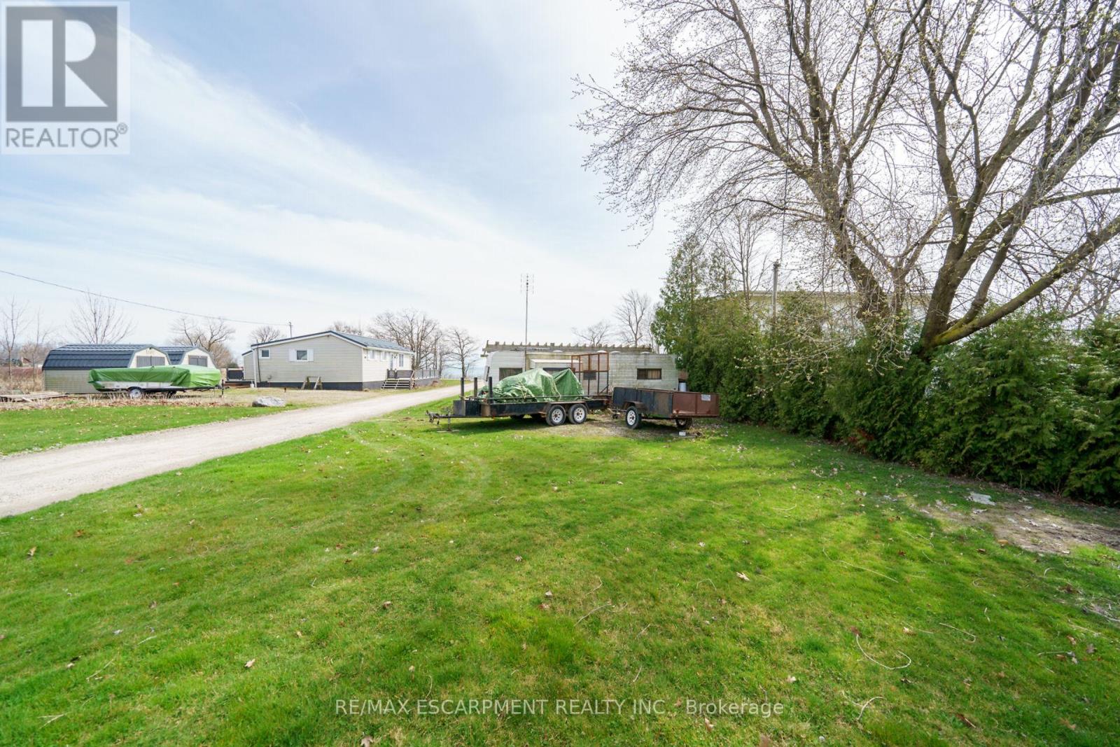 307 Lakeshore Road, Haldimand, Ontario  N0A 1P0 - Photo 4 - X12042341