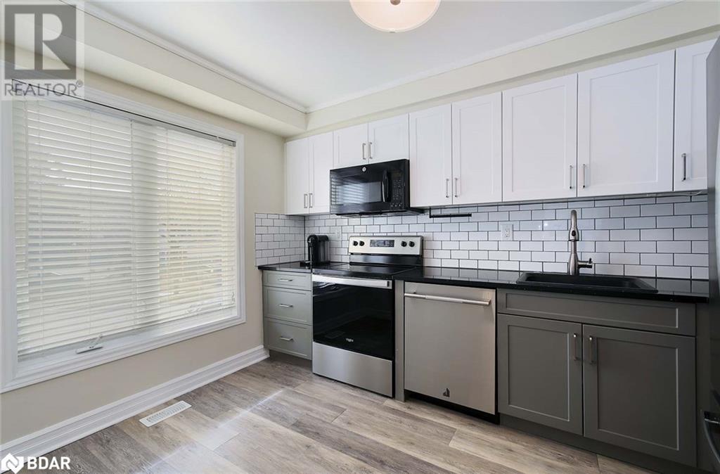 3 Stewart Maclaren Road Unit# 28, Halton Hills, Ontario  L7G 5L8 - Photo 11 - 40710459