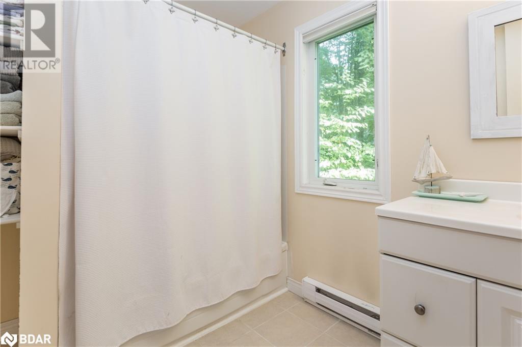 2486 Houseys Rapids Road, Gravenhurst, Ontario  L0K 2B0 - Photo 16 - 40710094
