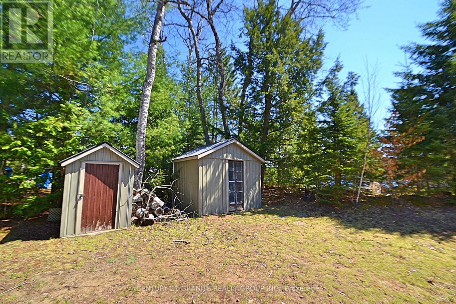 304 Centre Road, Hastings Highlands (Mcclure Ward), Ontario  K0L 2K0 - Photo 31 - X12042522