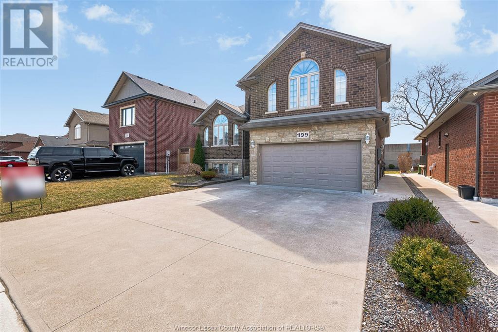 Property at 199 BRANTON CRESCENT image 4