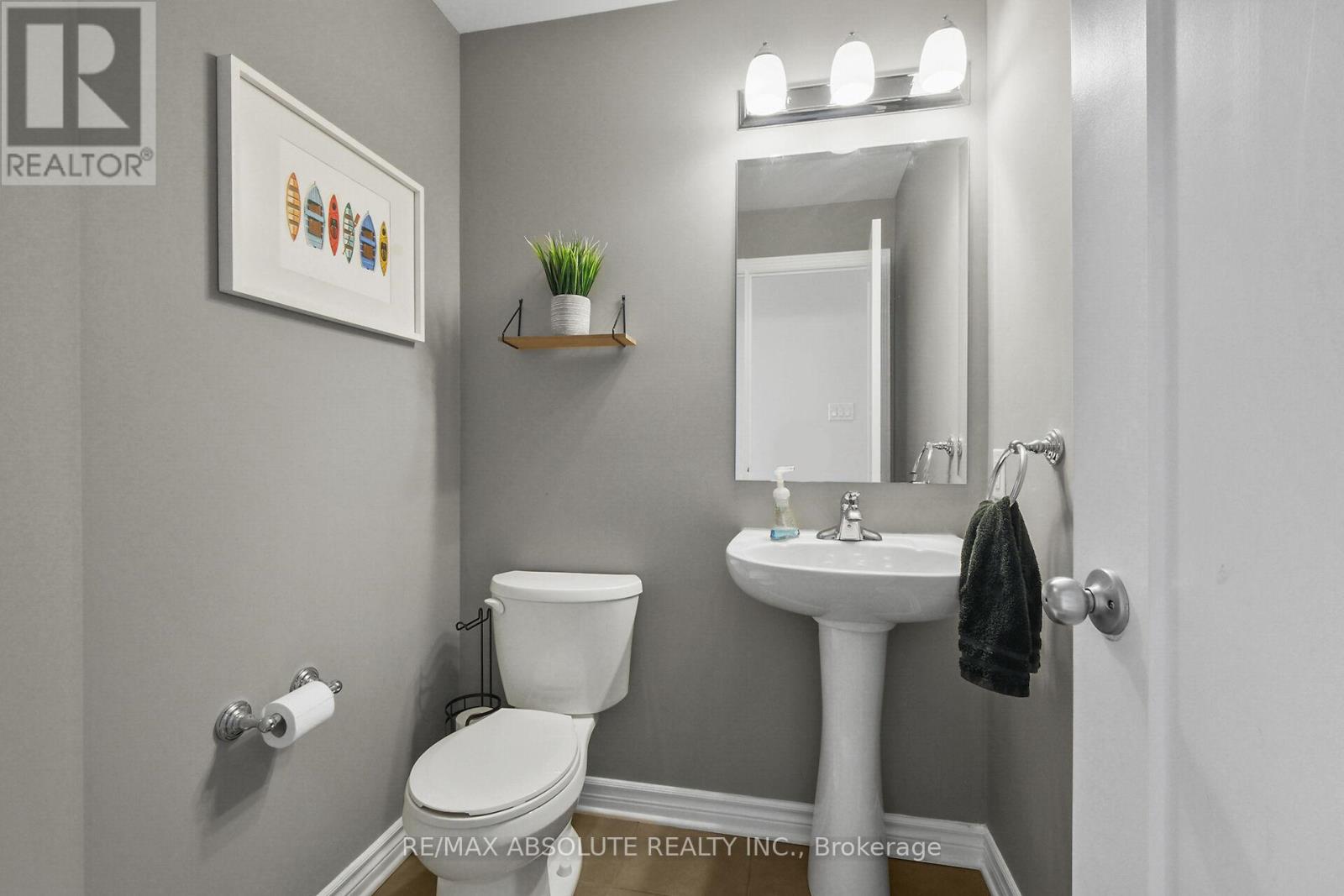 Property at 575 PETRICHOR CRESCENT image 4