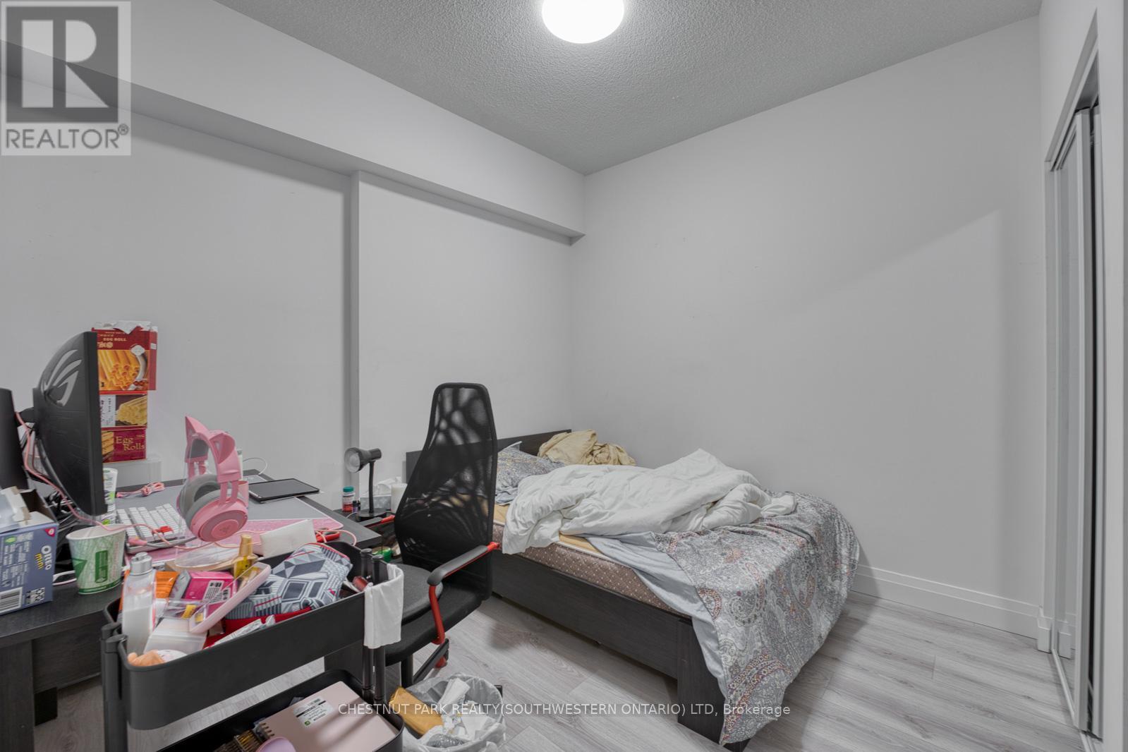 216 - 652 Princess Street, Kingston, Ontario  K7L 1E5 - Photo 6 - X12042272