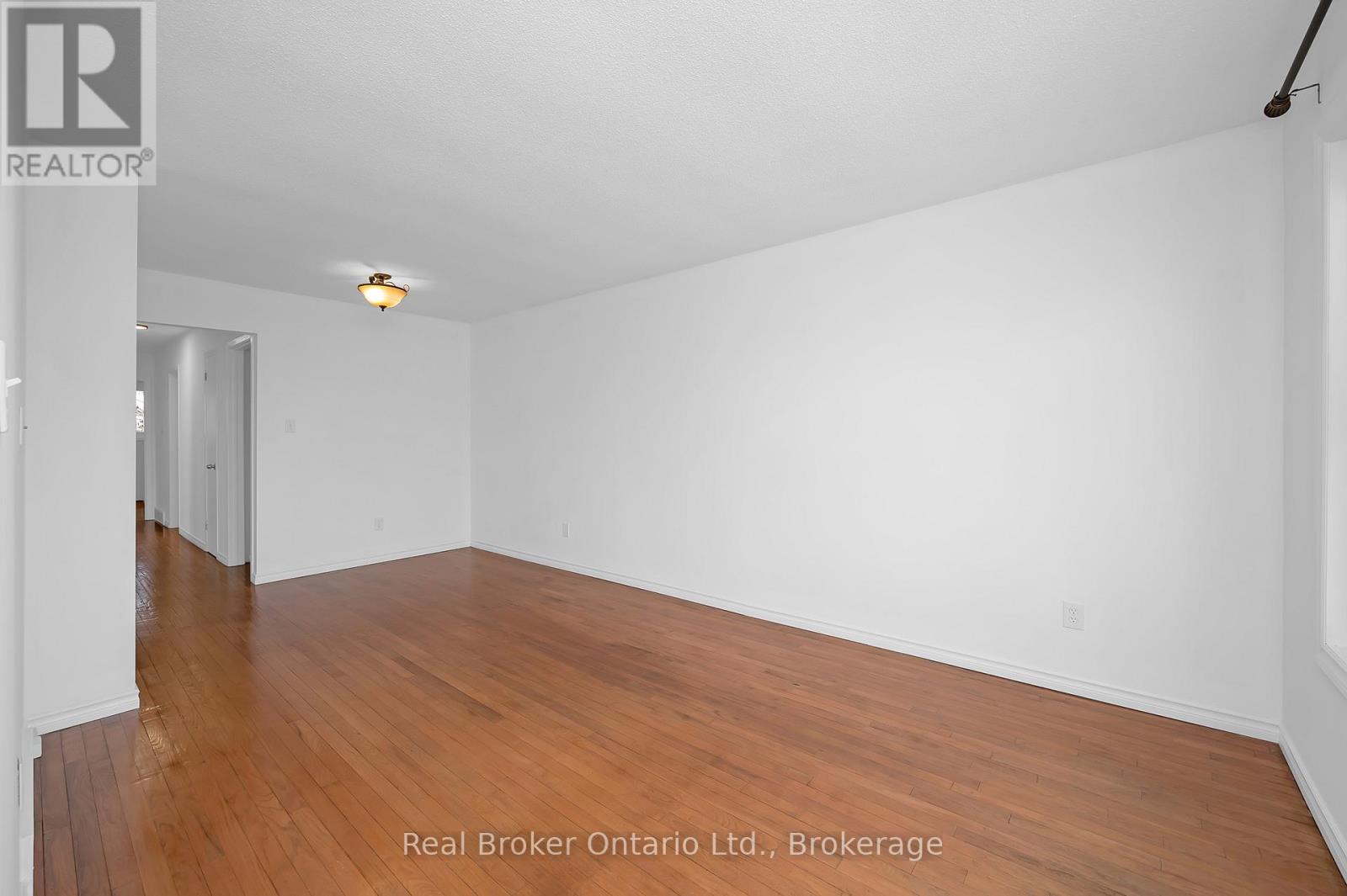 Property at 82 LAMPMAN CRESCENT image 5