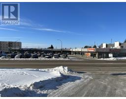 8 843 Red River RD, Thunder Bay, Ontario