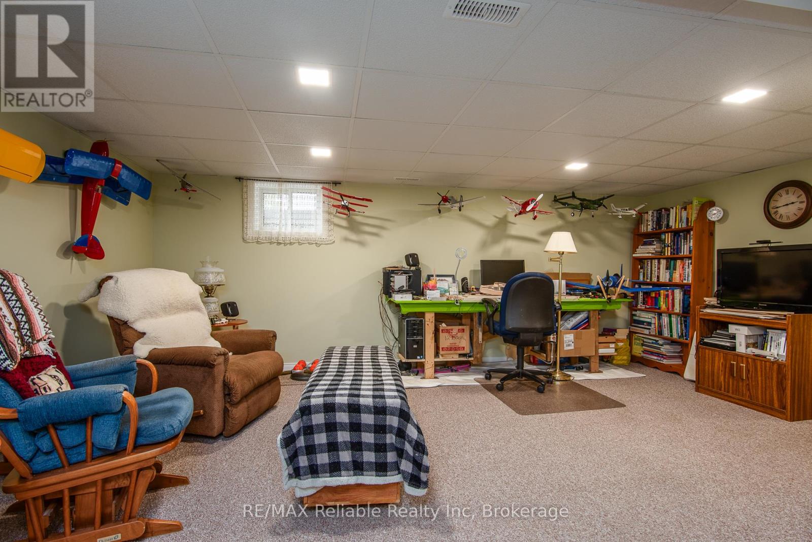 147 Goderich Street W, Huron East, Ontario  N0K 1W0 - Photo 37 - X12042524
