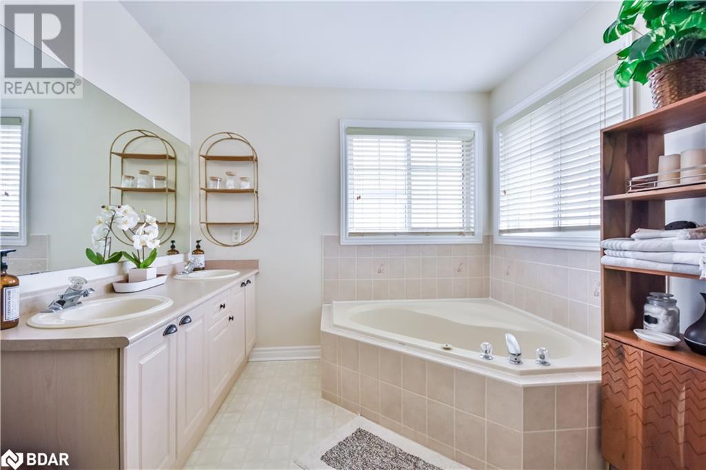 60 Carley Crescent, Barrie, Ontario  L4N 0M8 - Photo 22 - 40710414