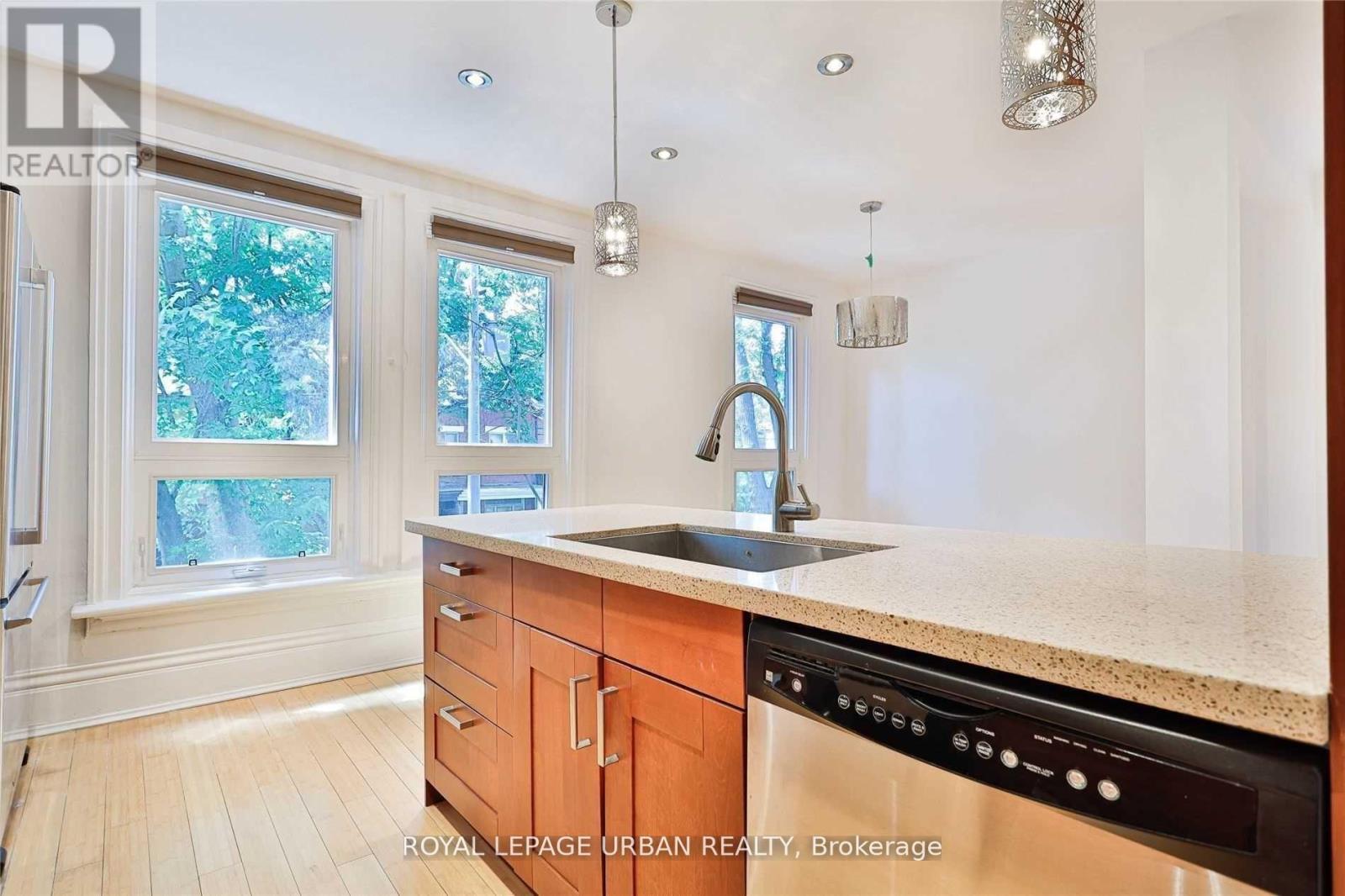 323 Ontario Street, Toronto, Ontario  M5A 2V8 - Photo 17 - C12042614