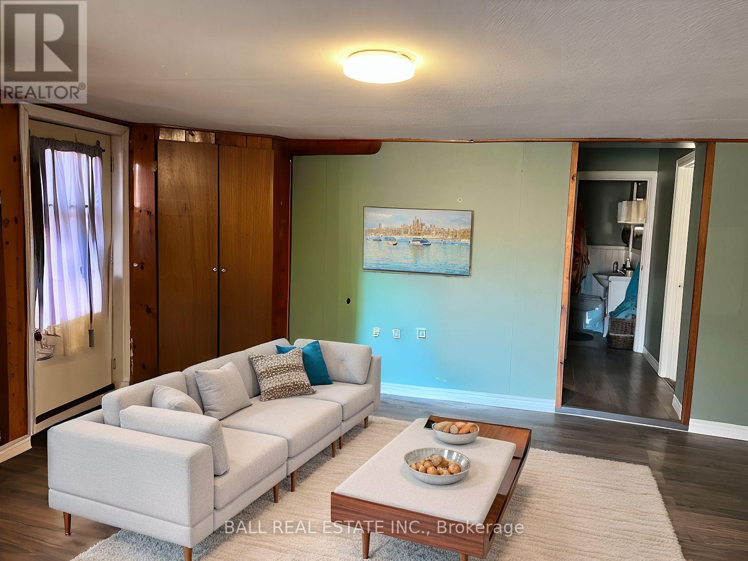 Property at 48 QUEEN STREET image 3
