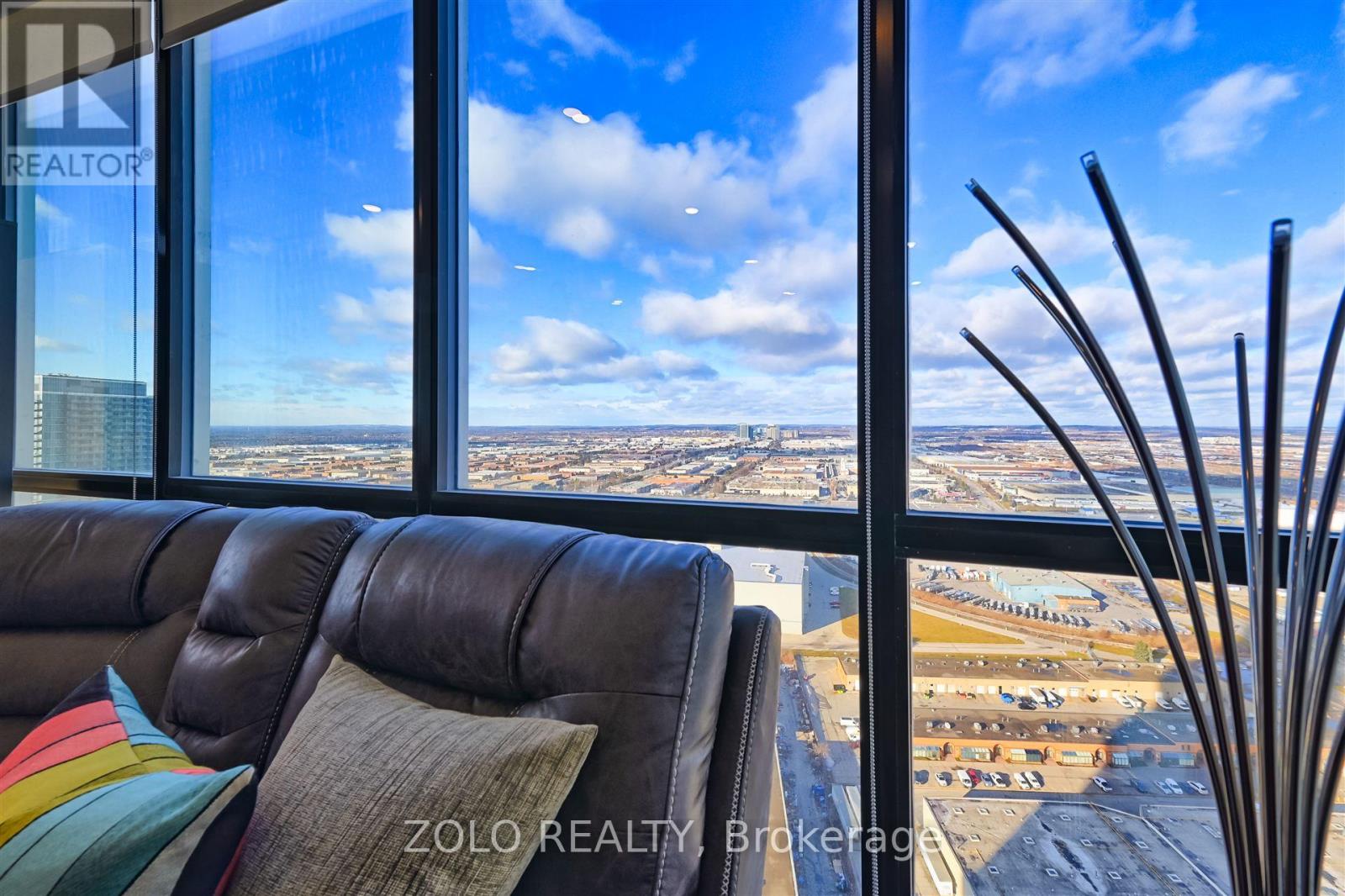 3207 - 2908 Highway 7, Vaughan, Ontario  L4K 0K5 - Photo 8 - N12042510