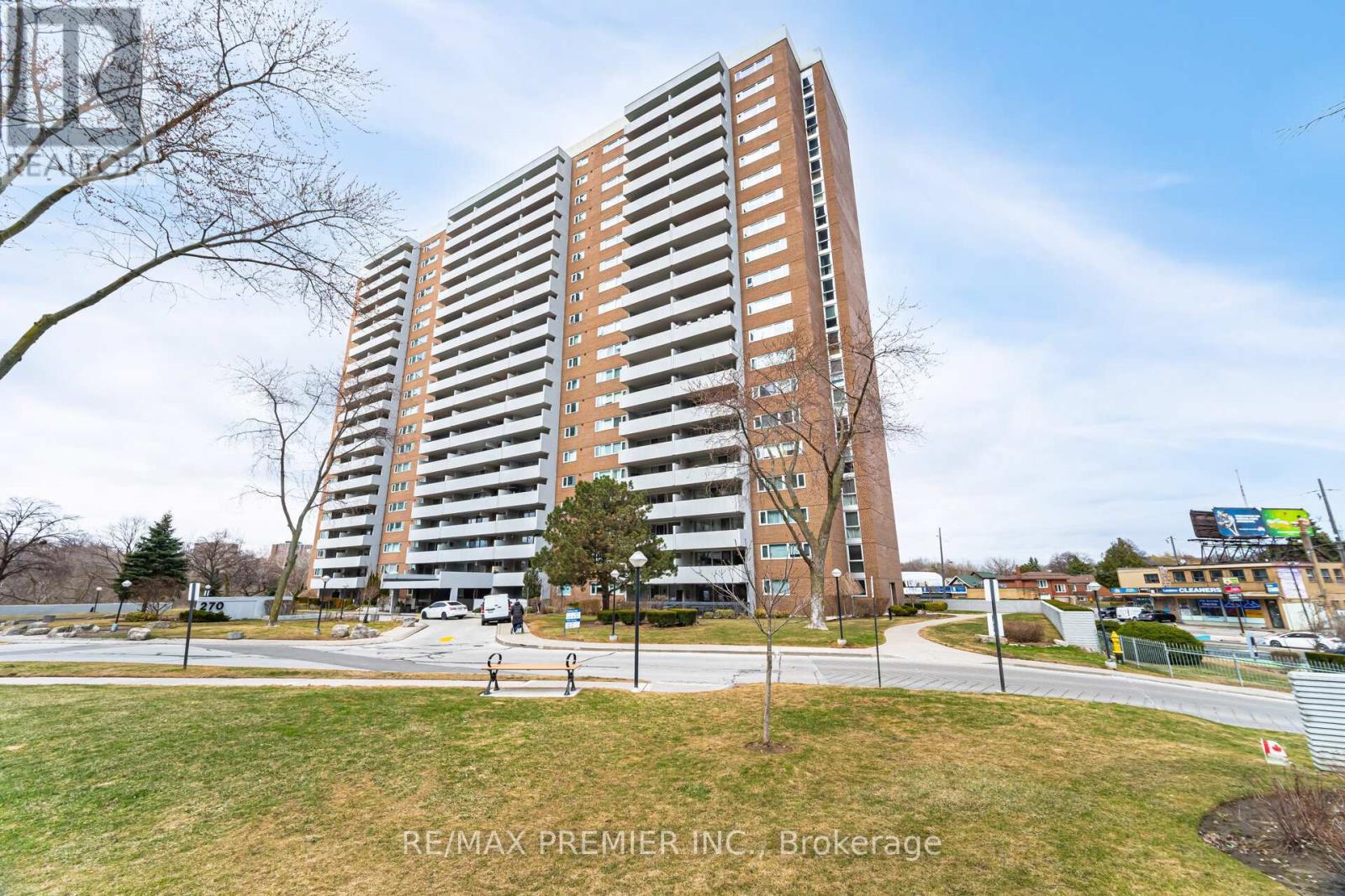 Property at 1905 - 270 SCARLETT ROAD image 1