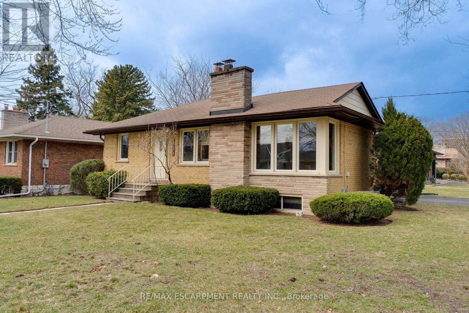 Property at 1435 ALFRED CRESCENT image 1