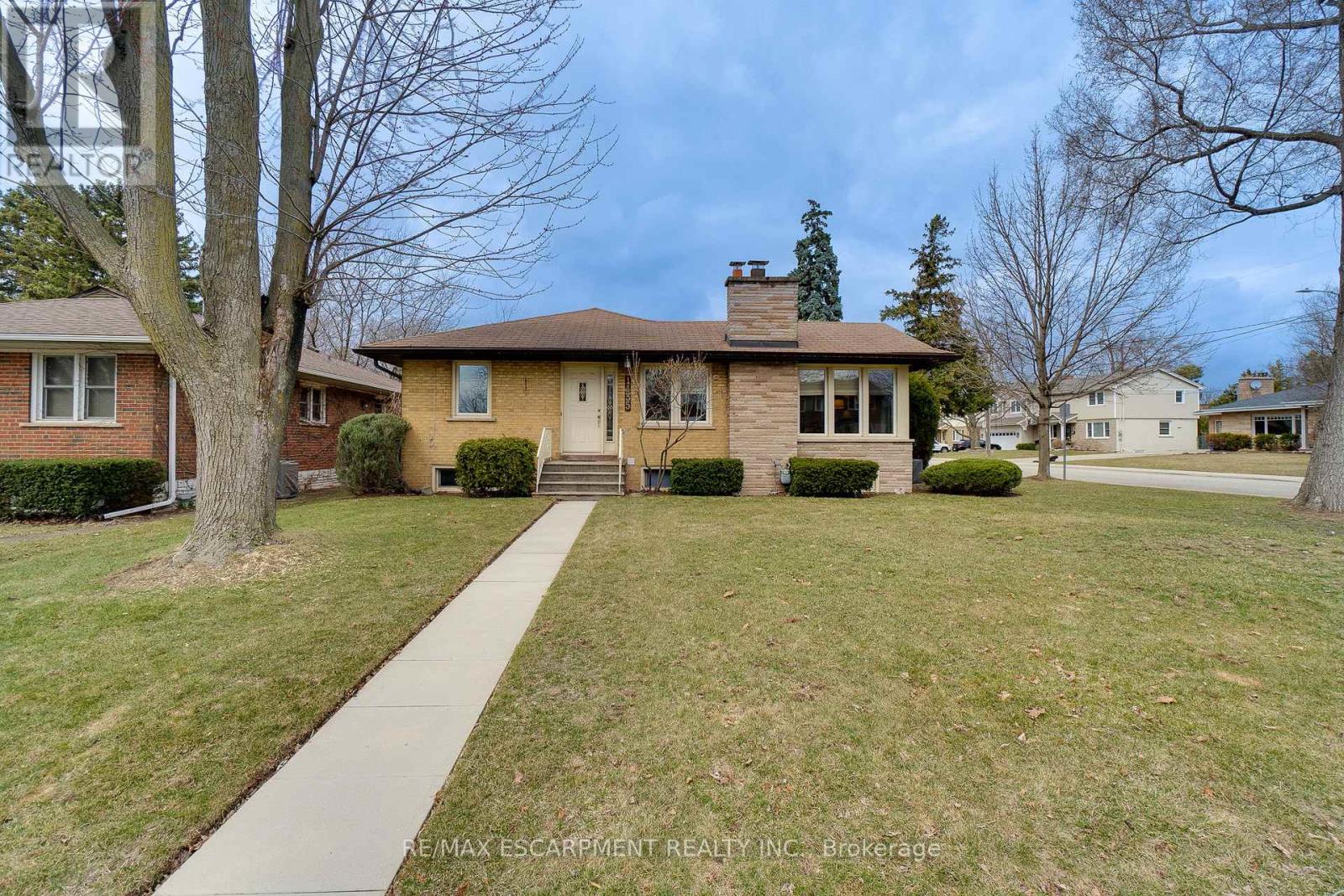 Property at 1435 ALFRED CRESCENT image 4