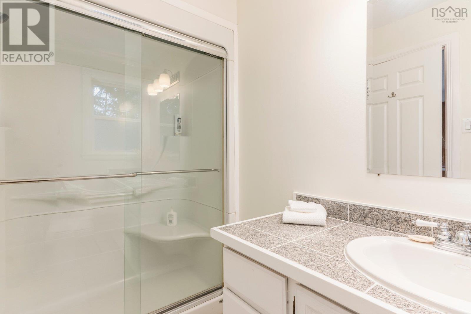 252 Howe Avenue, Fall River, Nova Scotia  B2T 1H7 - Photo 25 - 202505850