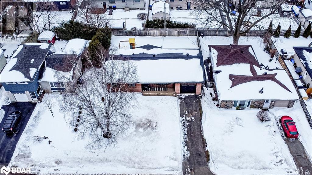 18 Dickson Road, Collingwood, Ontario  L9Y 2X3 - Photo 2 - 40710483