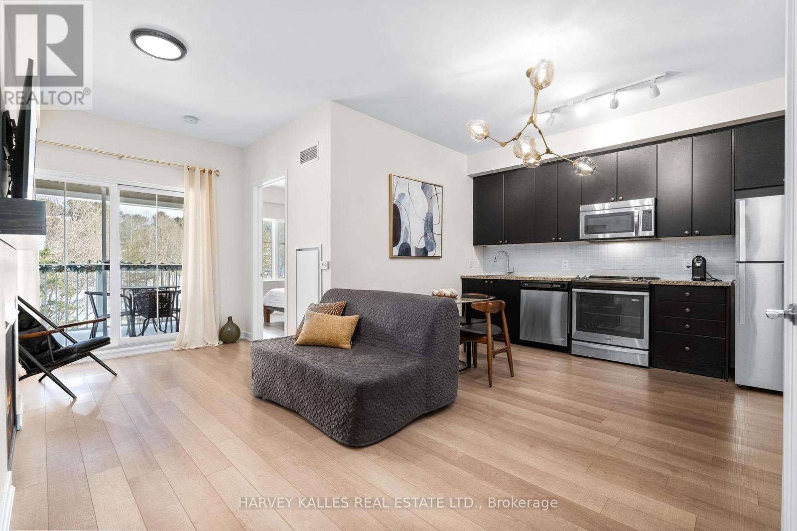 416 - 40 Horseshoe Boulevard, Oro-Medonte, Ontario  L4M 4Y8 - Photo 4 - S12003719