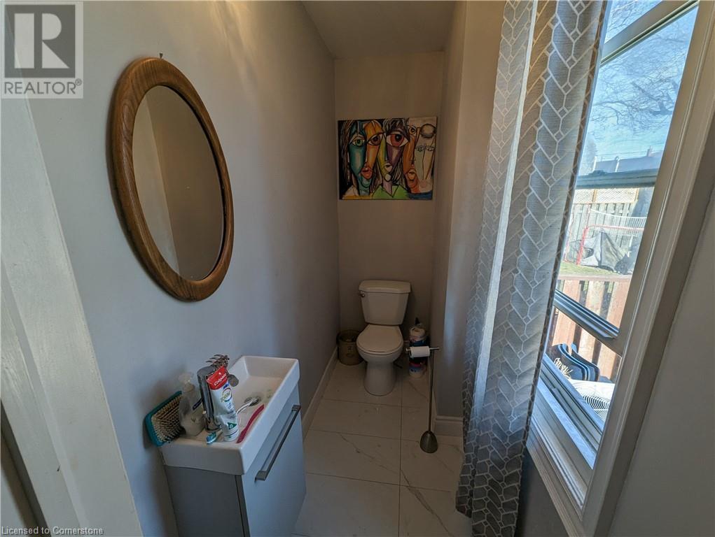 38 N Park Row N, Hamilton, Ontario  L8H 4E4 - Photo 14 - 40707955