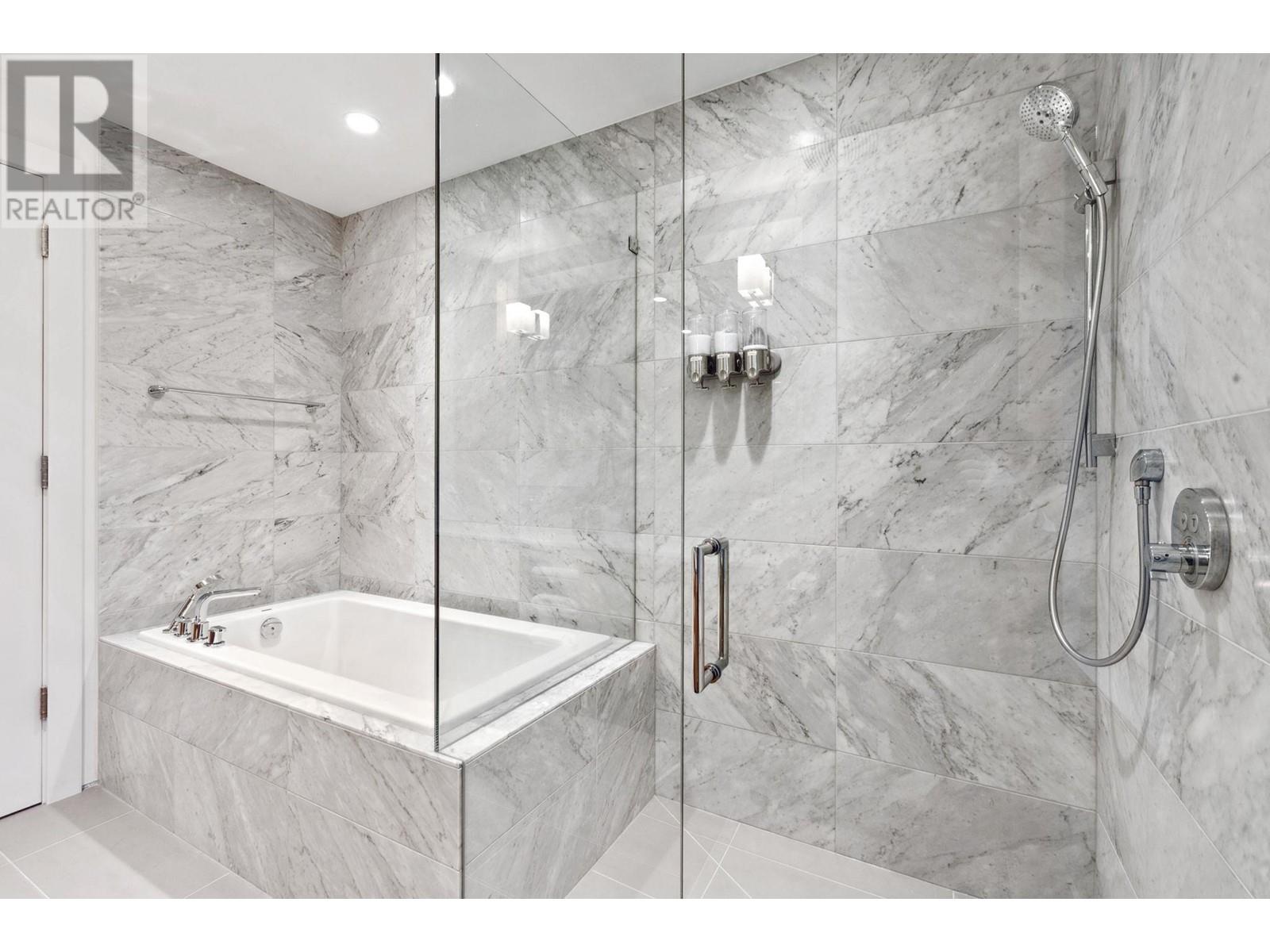 4 3730 Edgemont Boulevard, North Vancouver, British Columbia  V7R 2P7 - Photo 24 - R2954672