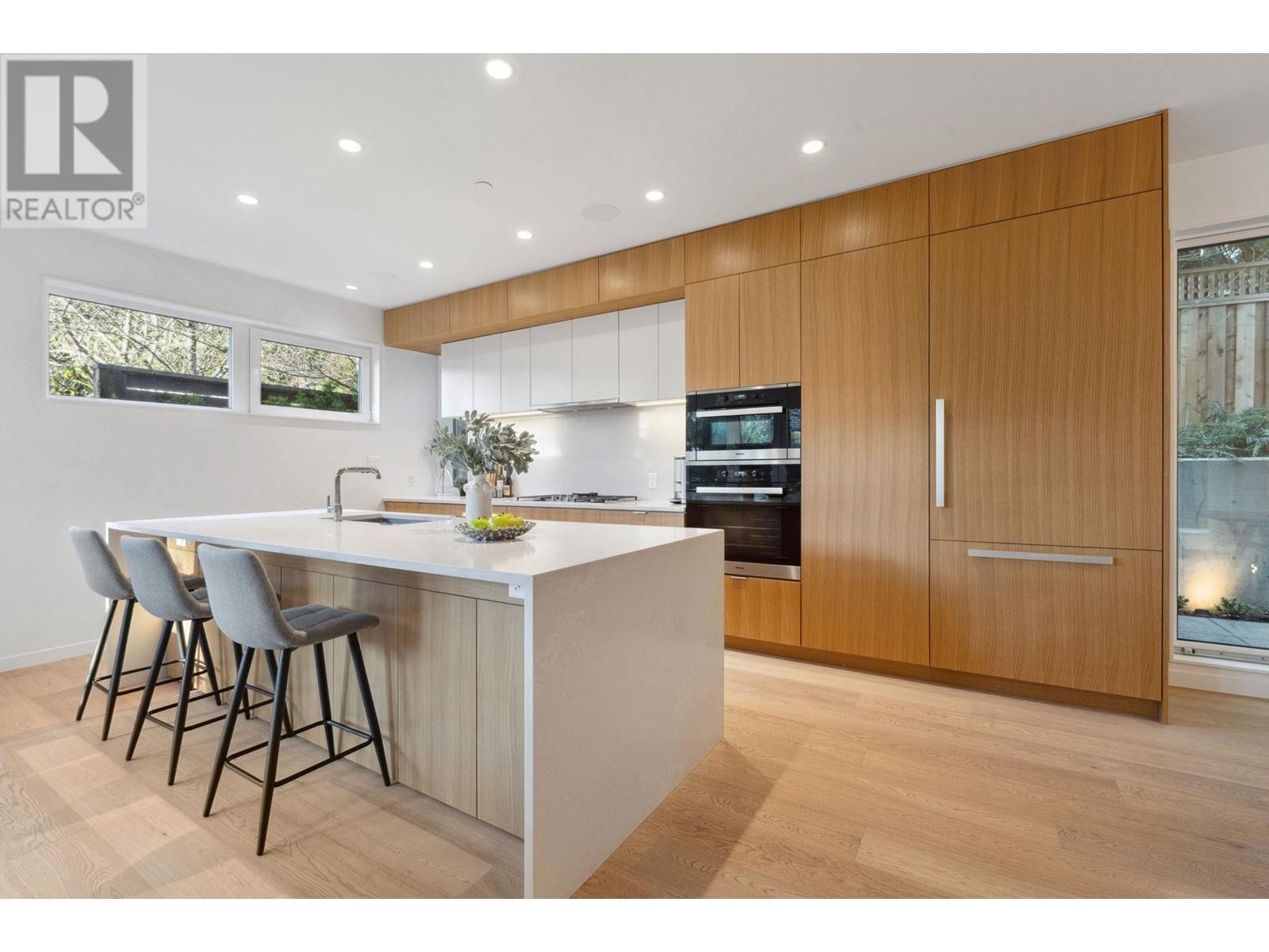4 3730 Edgemont Boulevard, North Vancouver, British Columbia  V7R 2P7 - Photo 13 - R2954672