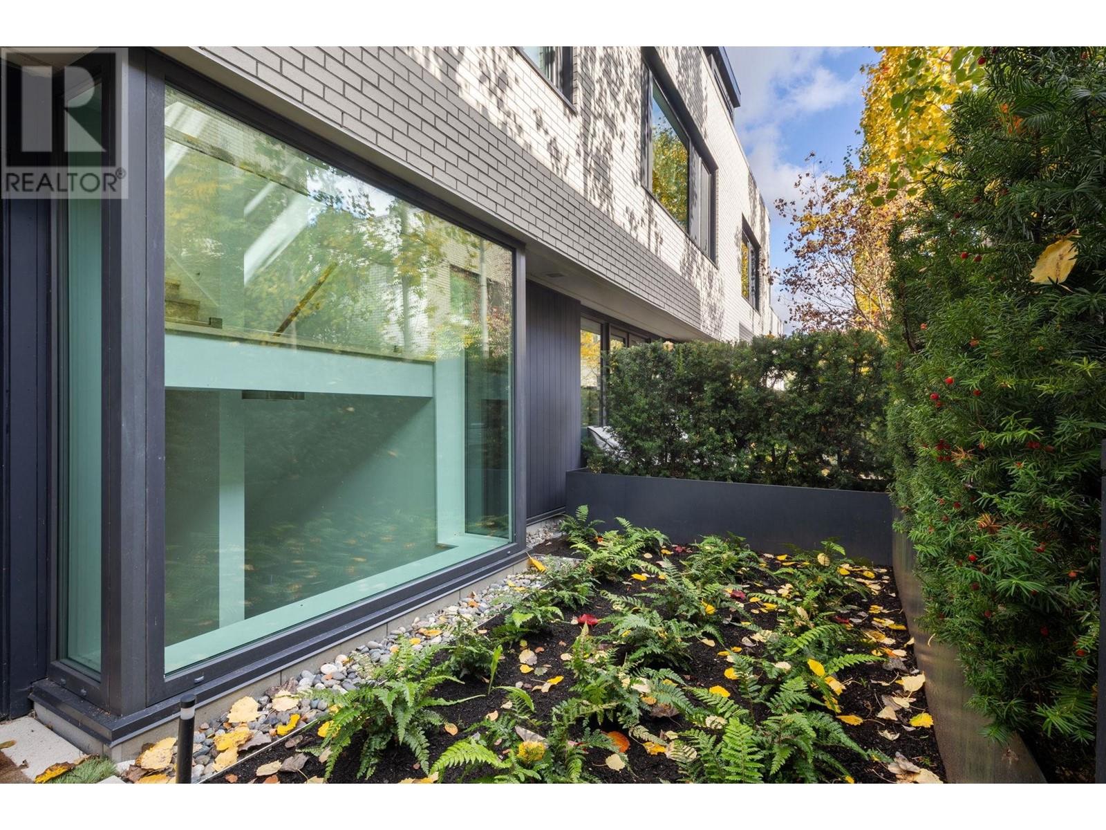 4 3730 Edgemont Boulevard, North Vancouver, British Columbia  V7R 2P7 - Photo 9 - R2954672