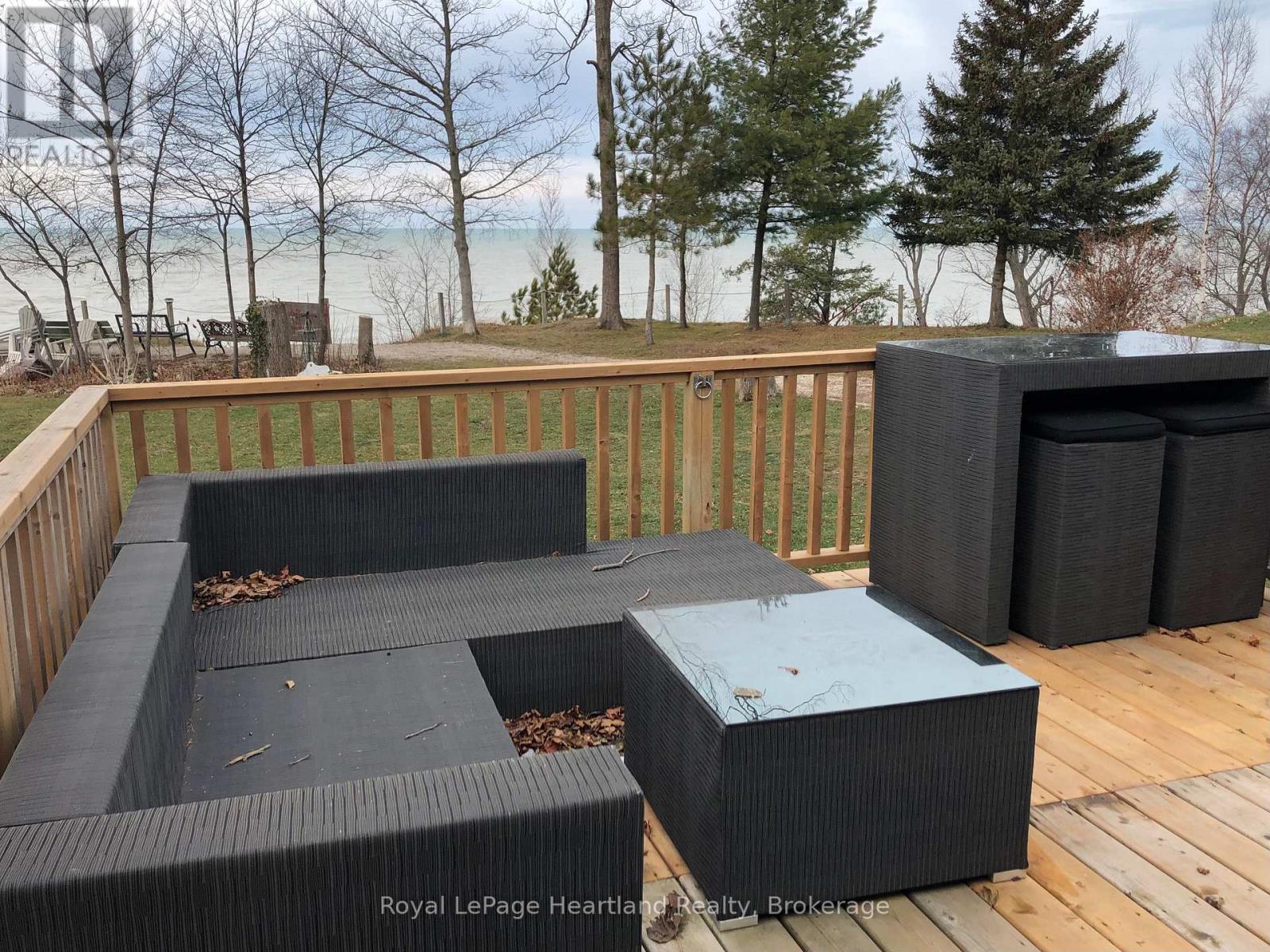77719 Bluewater Hwy, 4 Lighthouse Cove Road, Bluewater, Ontario  N0M 2T0 - Photo 12 - X12019676