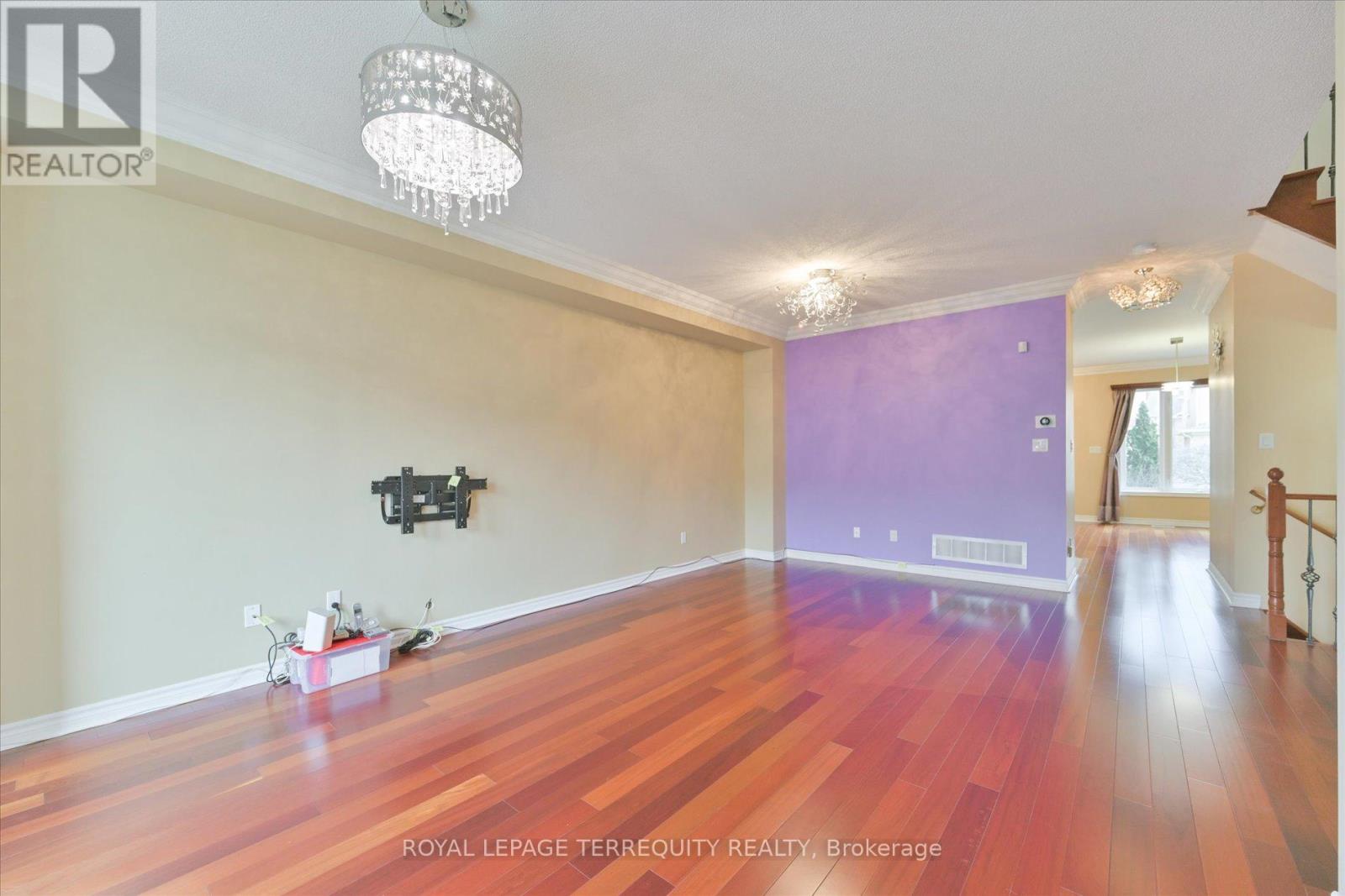 Property at 10461 WOODBINE AVENUE image 4