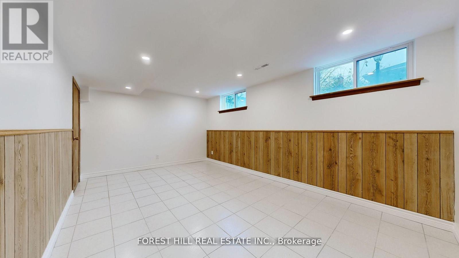 Bsmt - 1469 Brentano Boulevard, Mississauga (Lakeview), Ontario  L4X 1A2 - Photo 3 - W12042693