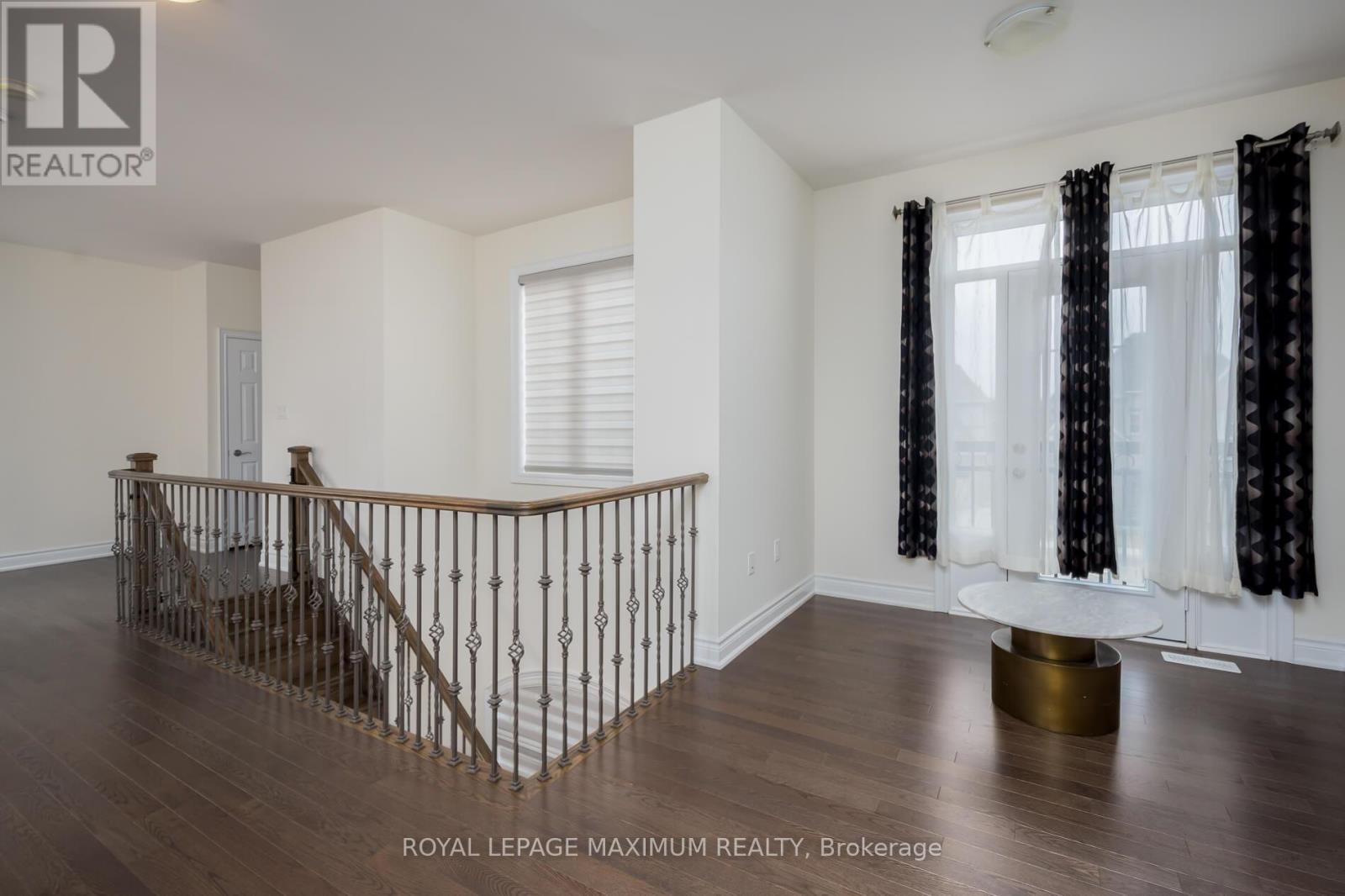 25 Munsie Drive, King, Ontario  L7B 0N8 - Photo 21 - N12041700