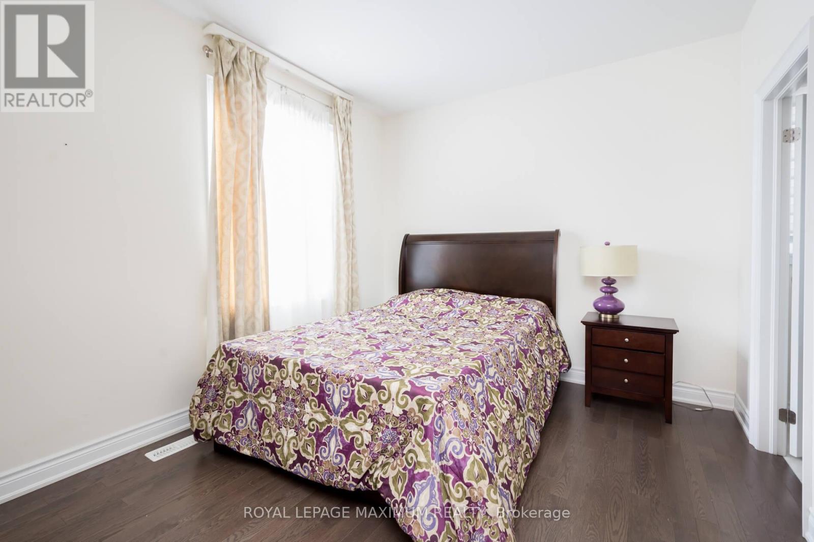 25 Munsie Drive, King, Ontario  L7B 0N8 - Photo 29 - N12041700