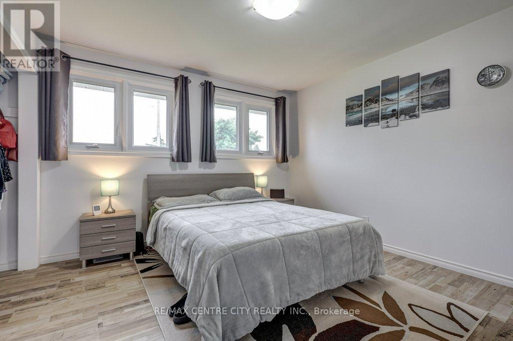 Photo 10 of 23 for 96 Treelawn Avenue