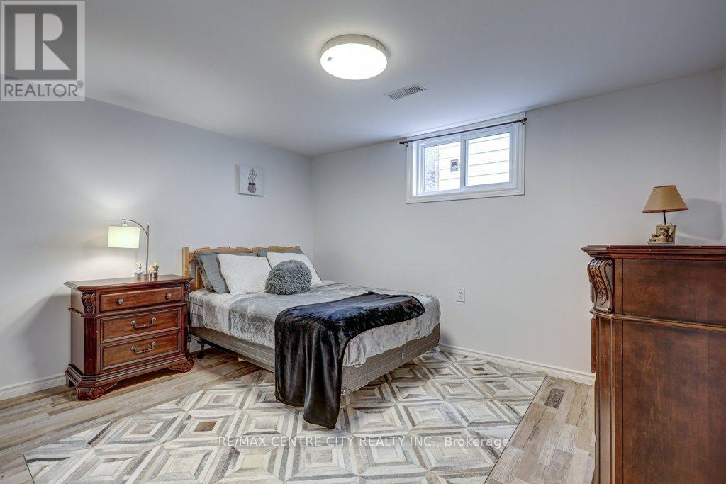 Photo 15 of 23 for 96 Treelawn Avenue