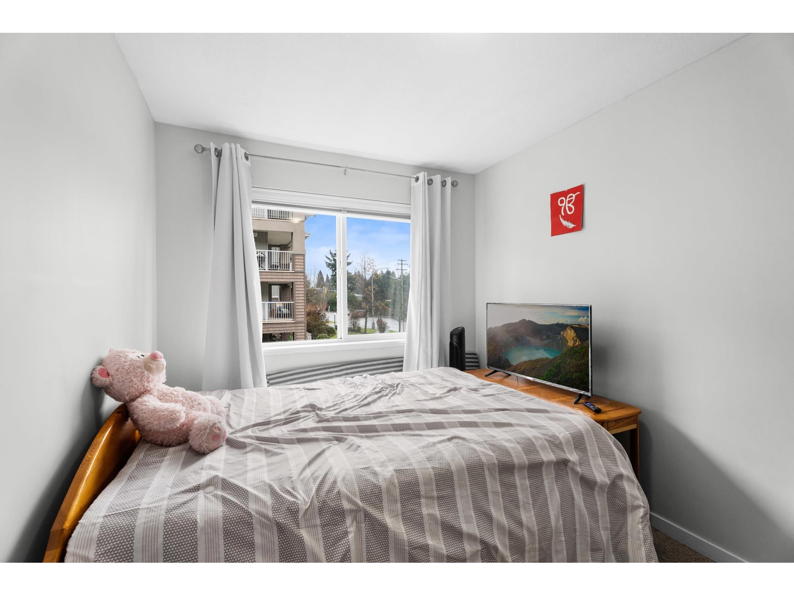 Property at 208 2038 SANDALWOOD CRESCENT image 3