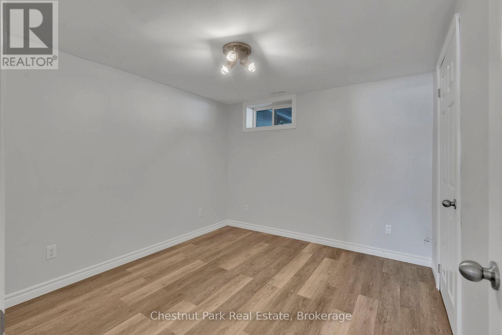 516 Tenth Street, Collingwood, Ontario  L9Y 2H3 - Photo 29 - S12042704