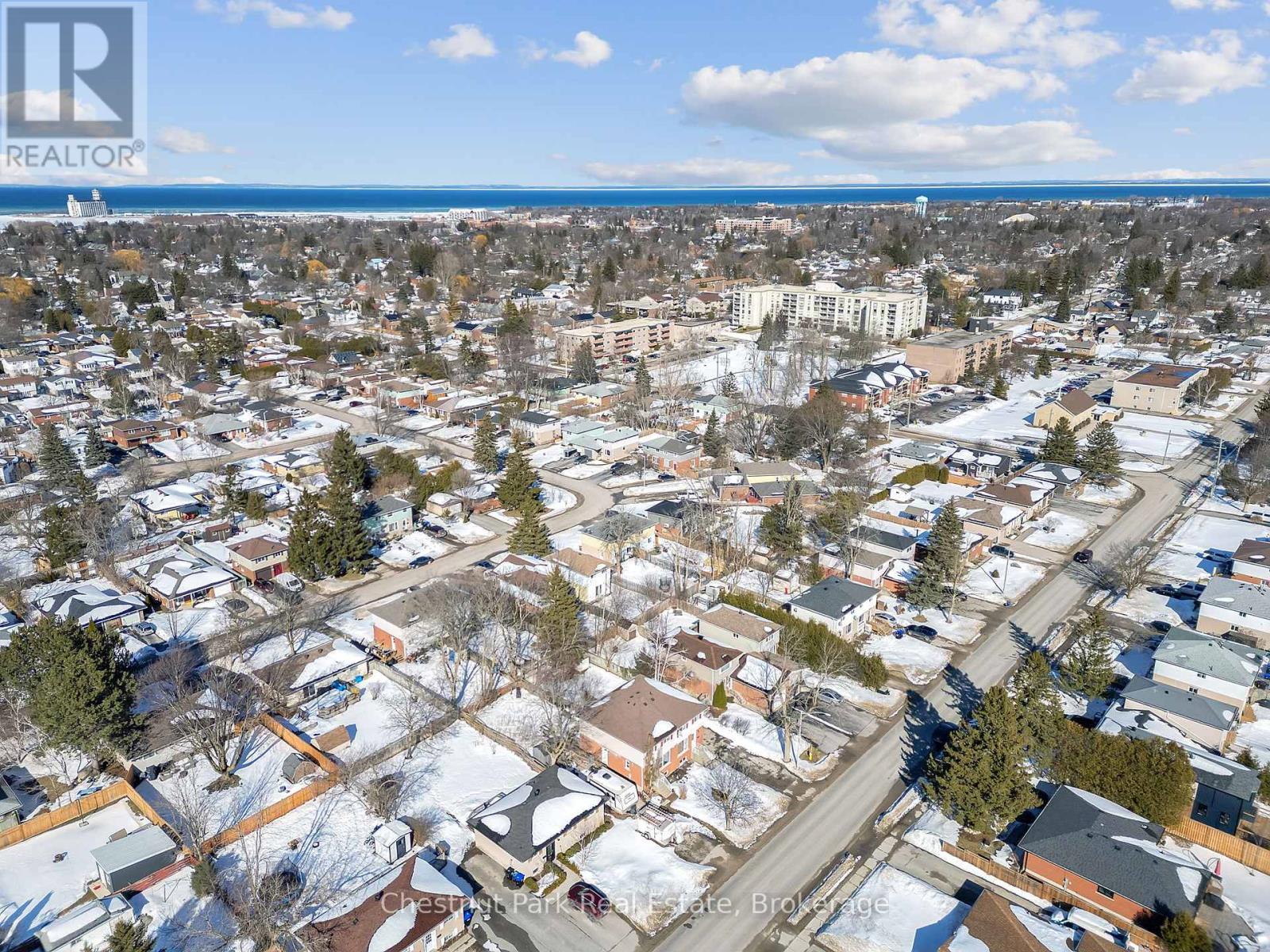 516 Tenth Street, Collingwood, Ontario  L9Y 2H3 - Photo 40 - S12042704