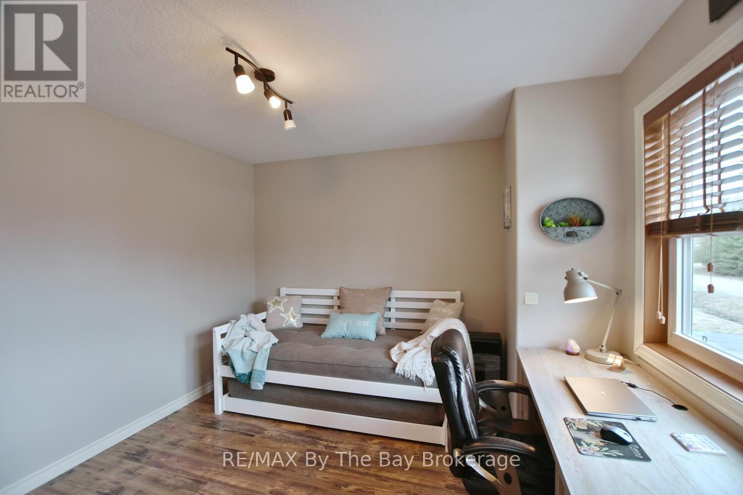 439 Robinson Road, Wasaga Beach, Ontario  L9Z 2Z4 - Photo 27 - S12042796