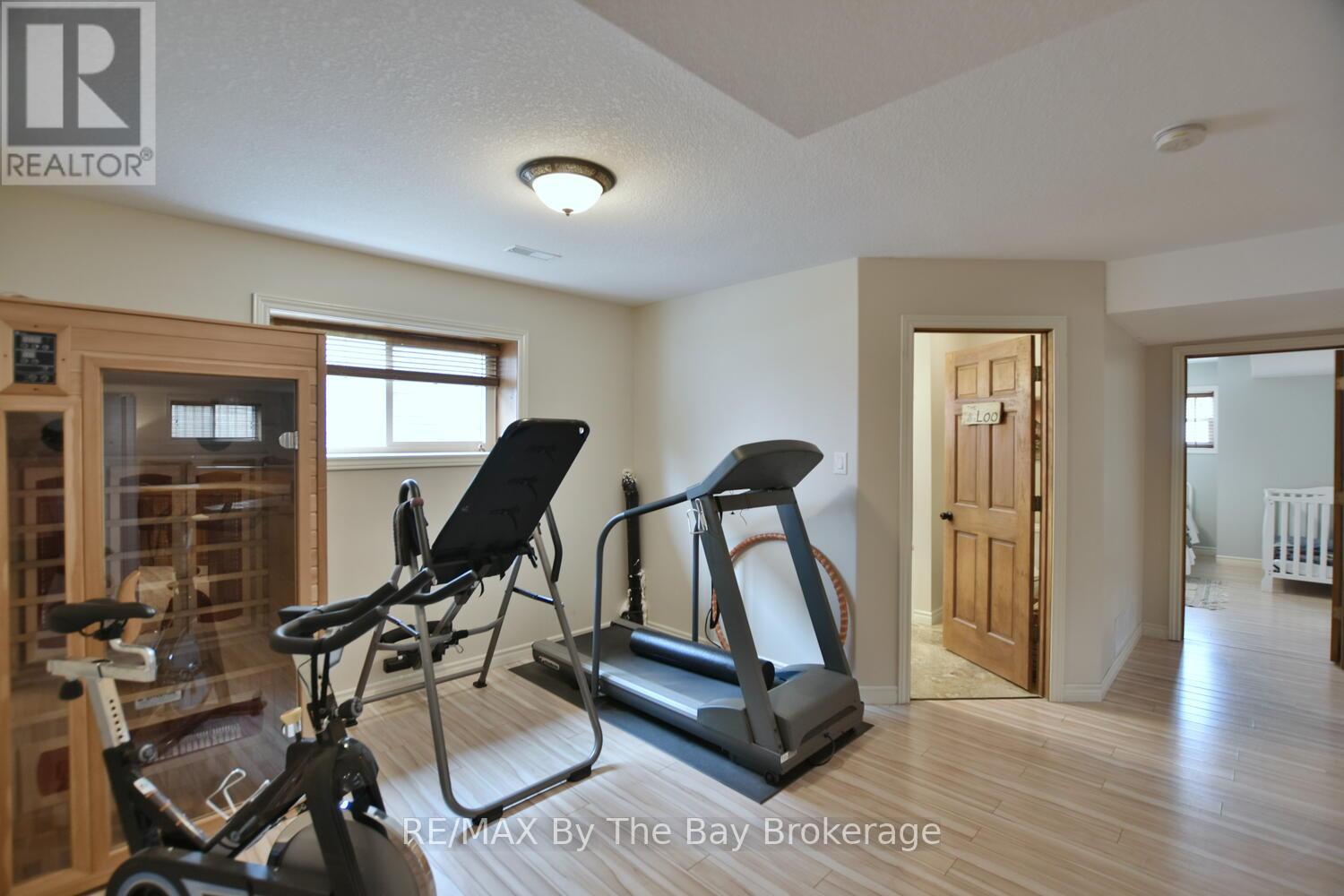 439 Robinson Road, Wasaga Beach, Ontario  L9Z 2Z4 - Photo 35 - S12042796