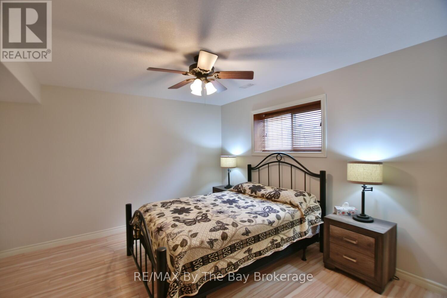 439 Robinson Road, Wasaga Beach, Ontario  L9Z 2Z4 - Photo 36 - S12042796