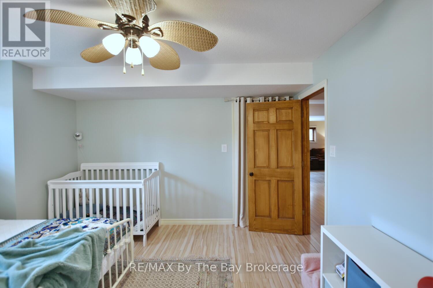 439 Robinson Road, Wasaga Beach, Ontario  L9Z 2Z4 - Photo 42 - S12042796