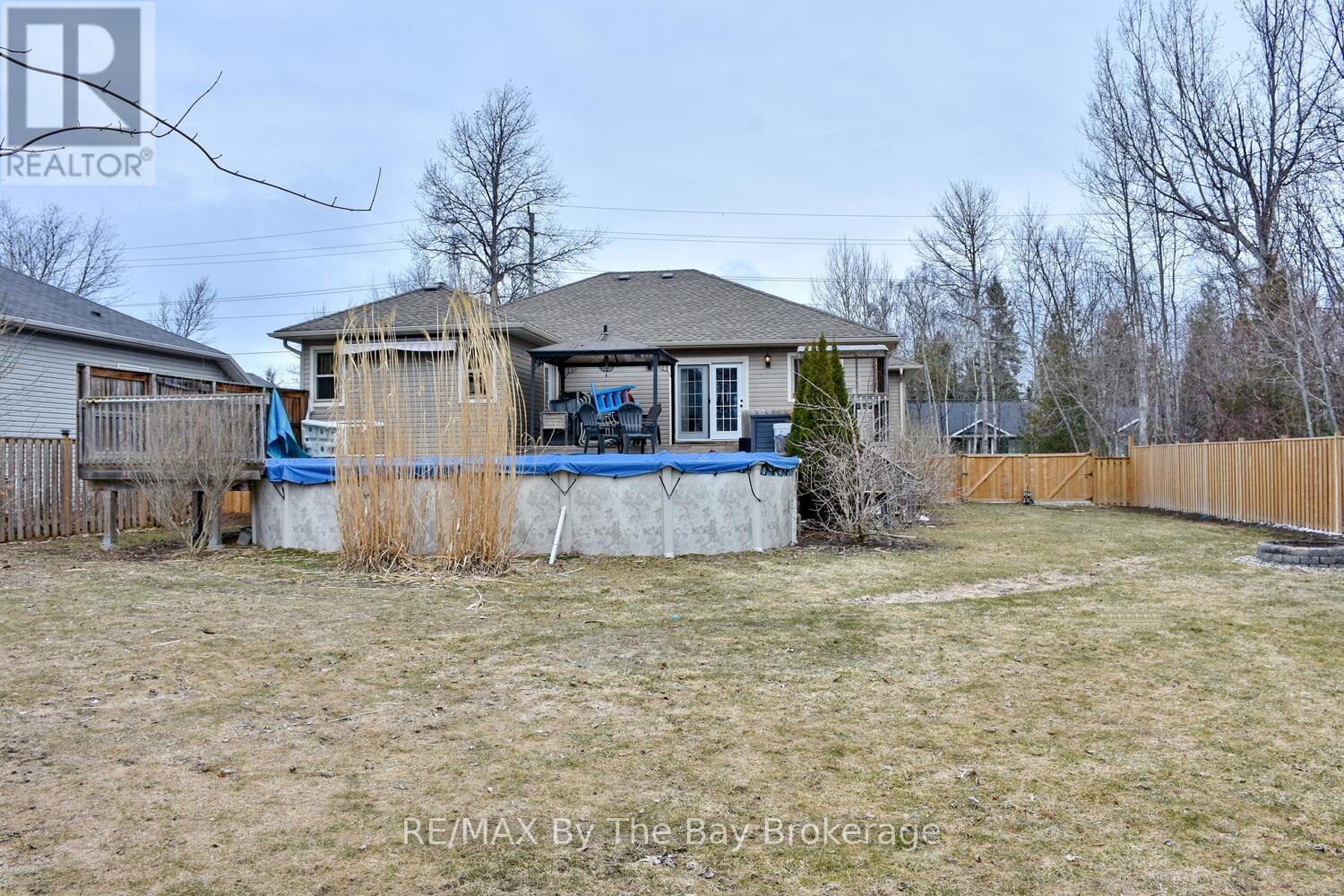 439 Robinson Road, Wasaga Beach, Ontario  L9Z 2Z4 - Photo 44 - S12042796