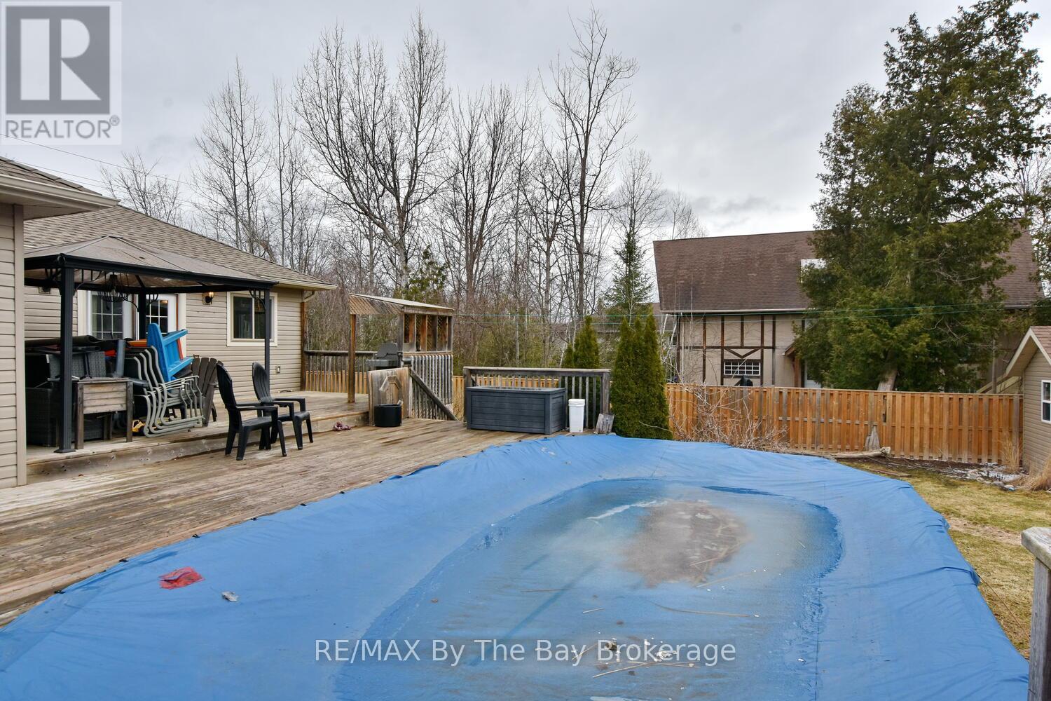 439 Robinson Road, Wasaga Beach, Ontario  L9Z 2Z4 - Photo 47 - S12042796