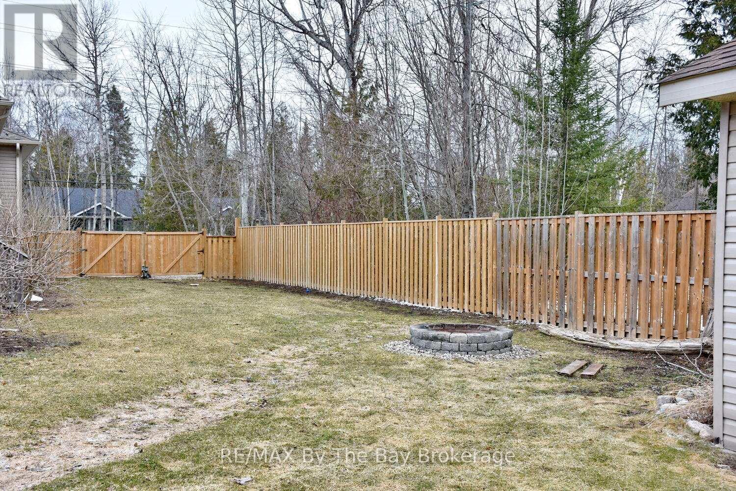 439 Robinson Road, Wasaga Beach, Ontario  L9Z 2Z4 - Photo 48 - S12042796