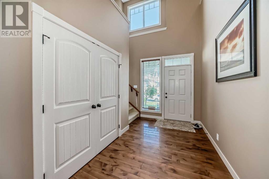 135 Ridge View Green, Cochrane, Alberta  T4C 0J1 - Photo 3 - A2203902