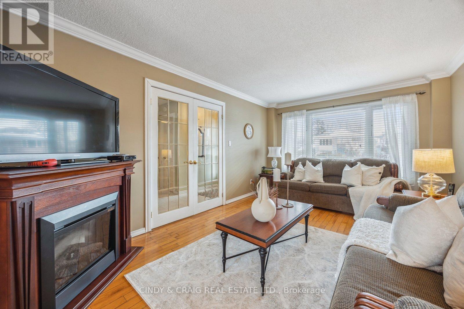 Property at 840 CHARISMA CRESCENT image 2