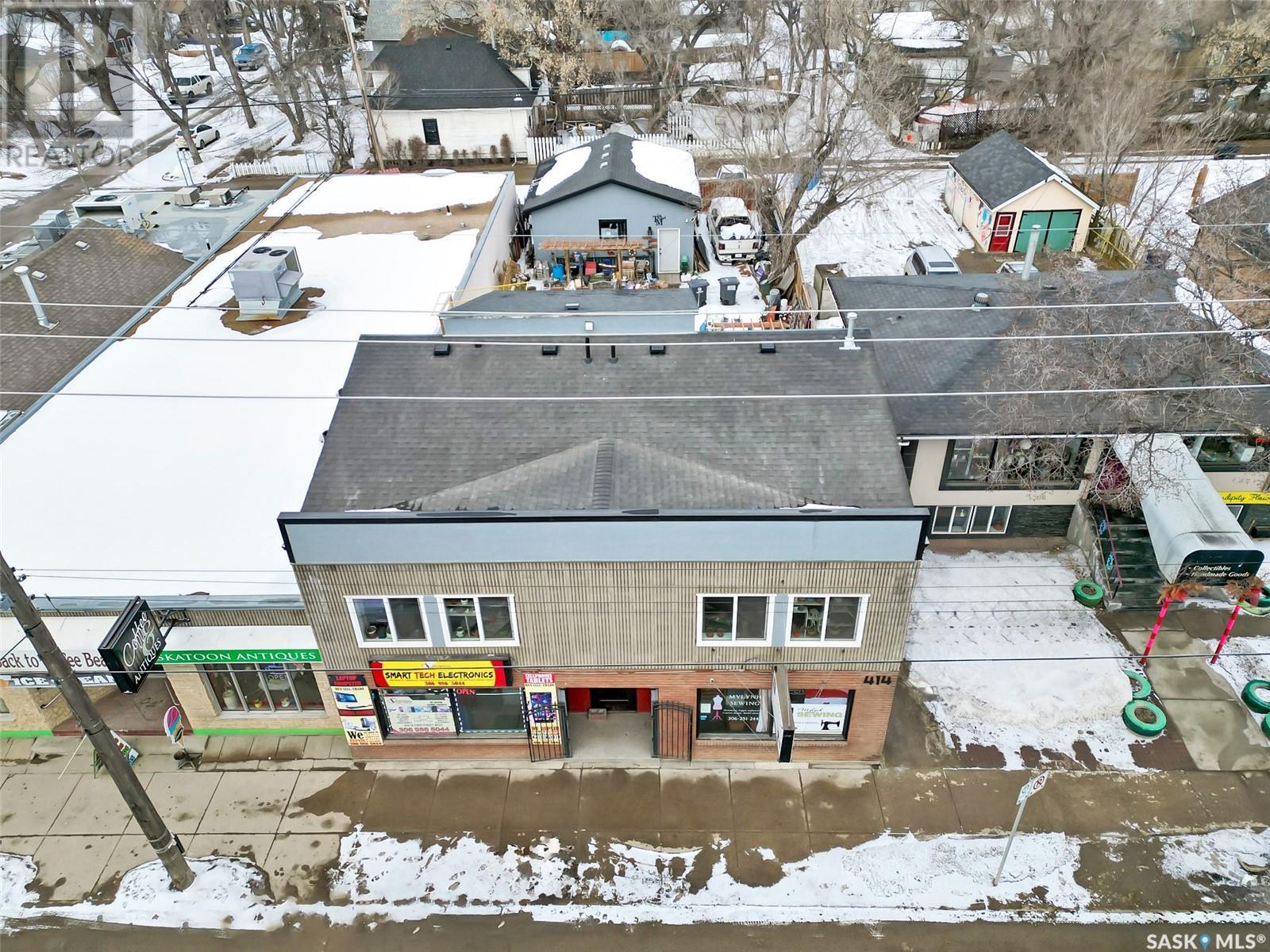 414 33rd Street W, Saskatoon, Saskatchewan  S7L 0V6 - Photo 2 - SK999725