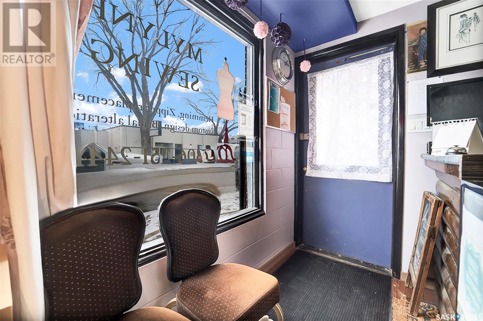 414 33rd Street W, Saskatoon, Saskatchewan  S7L 0V6 - Photo 4 - SK999725