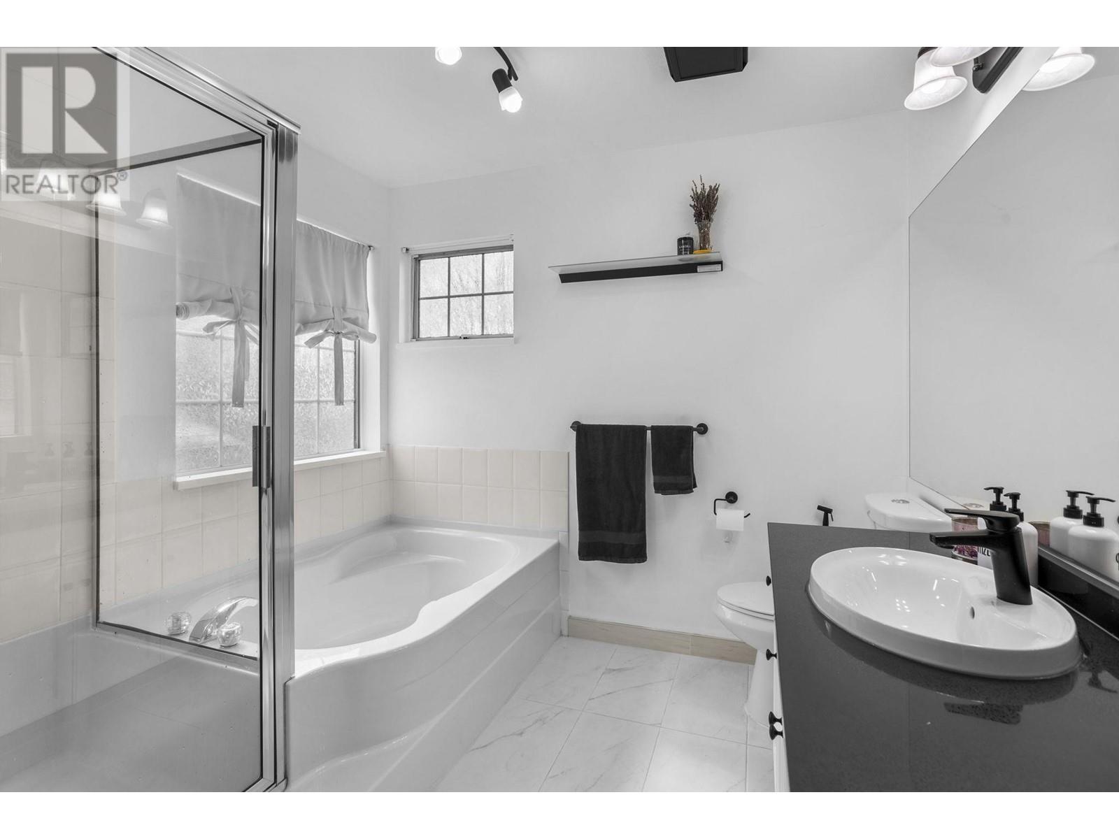 2620 Coast Meridian Road, Port Coquitlam, British Columbia  V3B 3M3 - Photo 26 - R2976692
