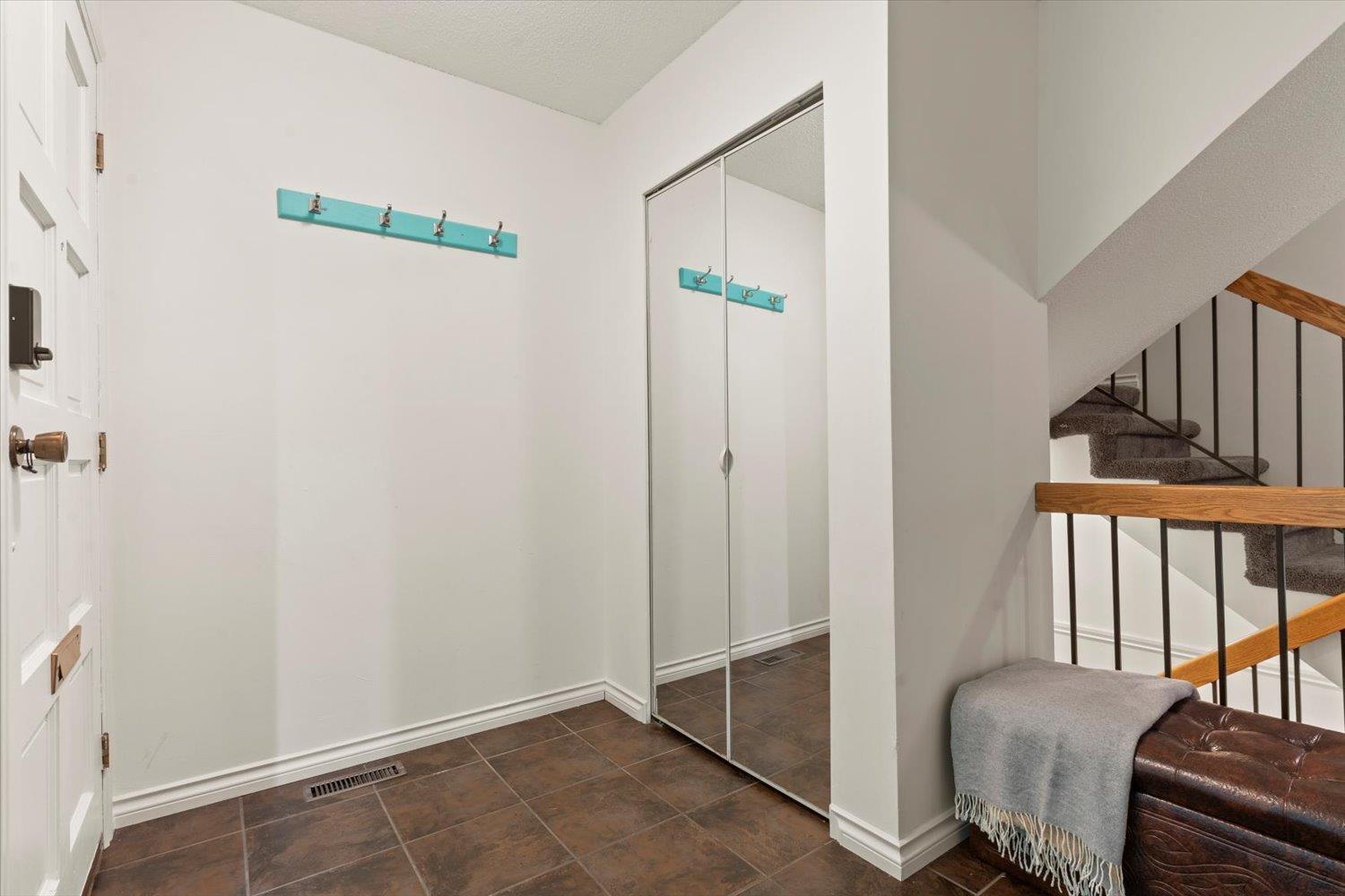 Property at 2 33951 MARSHALL ROAD image 4